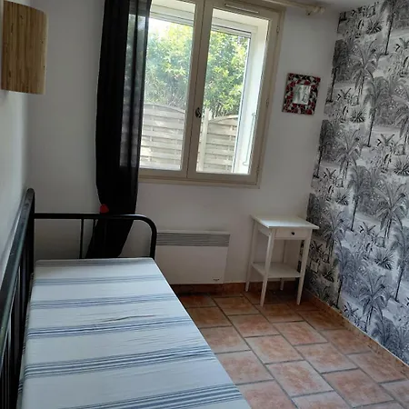 Appartement Rez De Jardin T3 Villa, Sainte-marguerite *